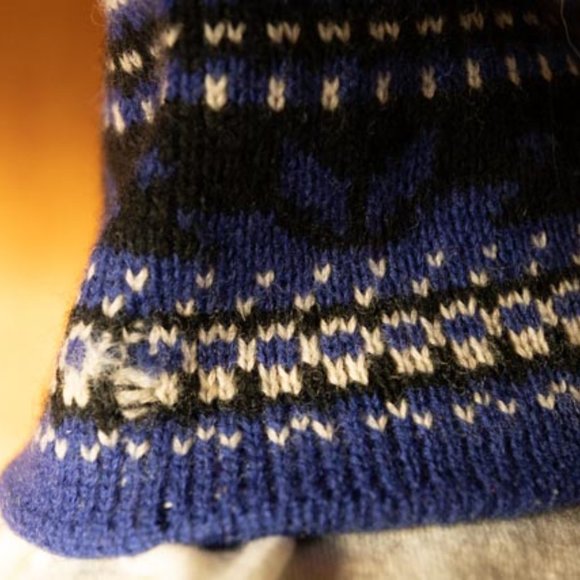 Y2K OSSI Skiwear Blue w White Snowflakes Wool Ski Hat unisex M - Picture 7 of 7